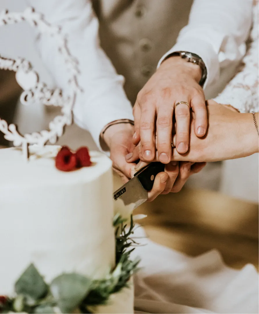 Cutting the cake