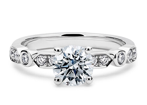 Eva Engagement Ring in Weißgold set with a Brillant cut diamant.